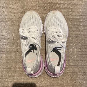 Nike Flyknit Tennis Shoe